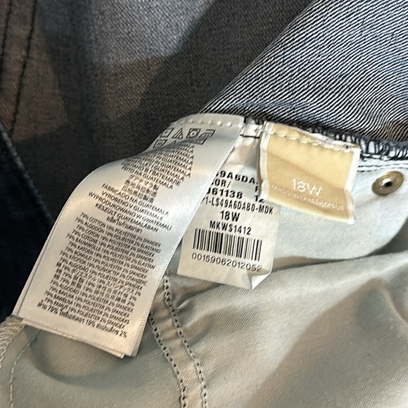 Michael Kors stretchy crop jeans - Picture 6 of 14